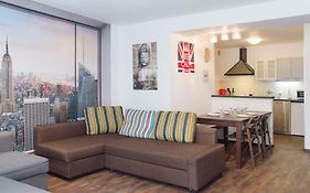 Dlouha Apartment 2Bd